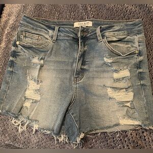 Judy Blue, Distressed, light denim with distressed hem, Size XL